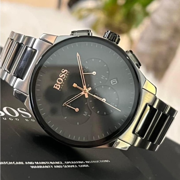 Hugo Boss Men’s Peak Chronograph Watch
Case Size: 44mm - Picture 4 of 12